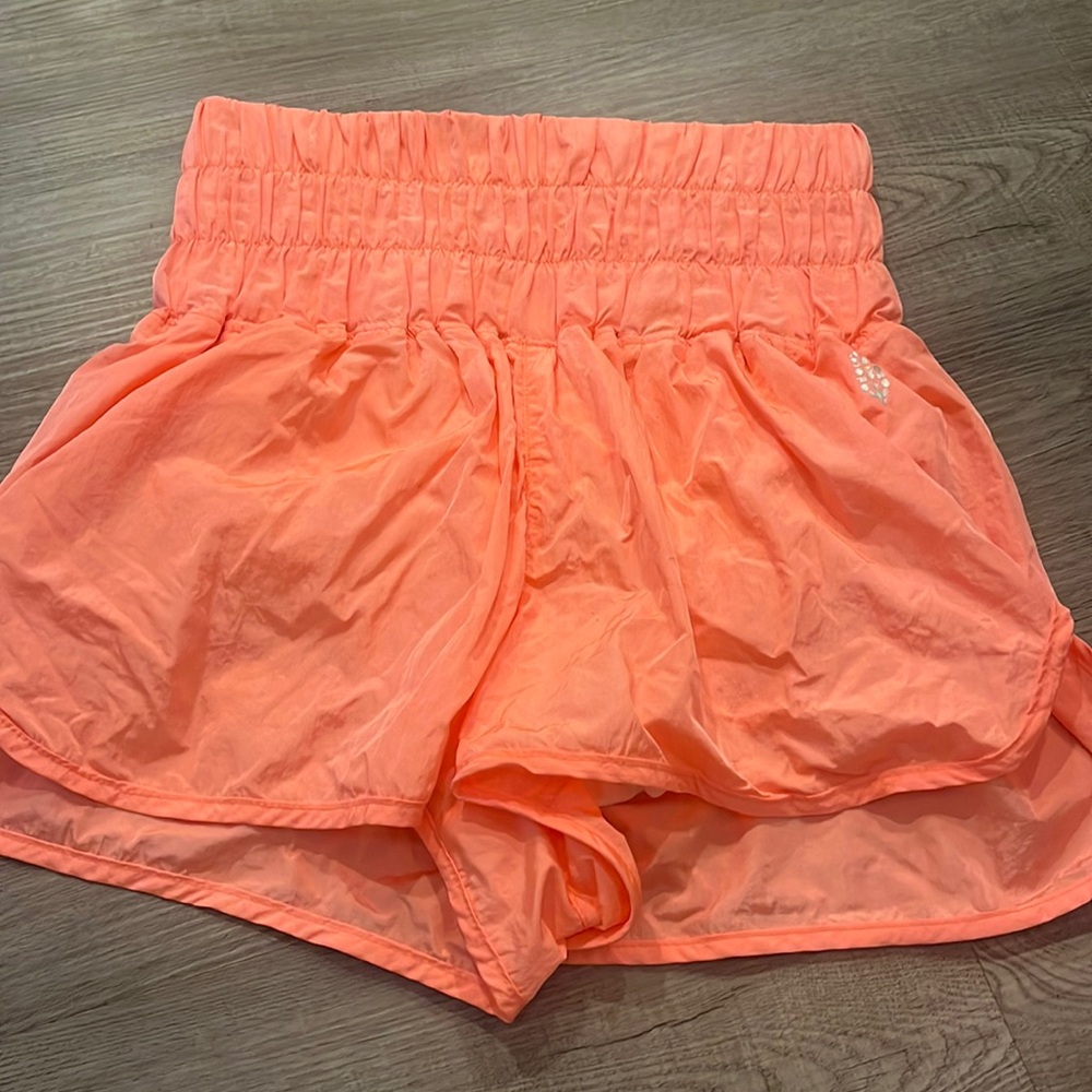 Coral free people ahorts